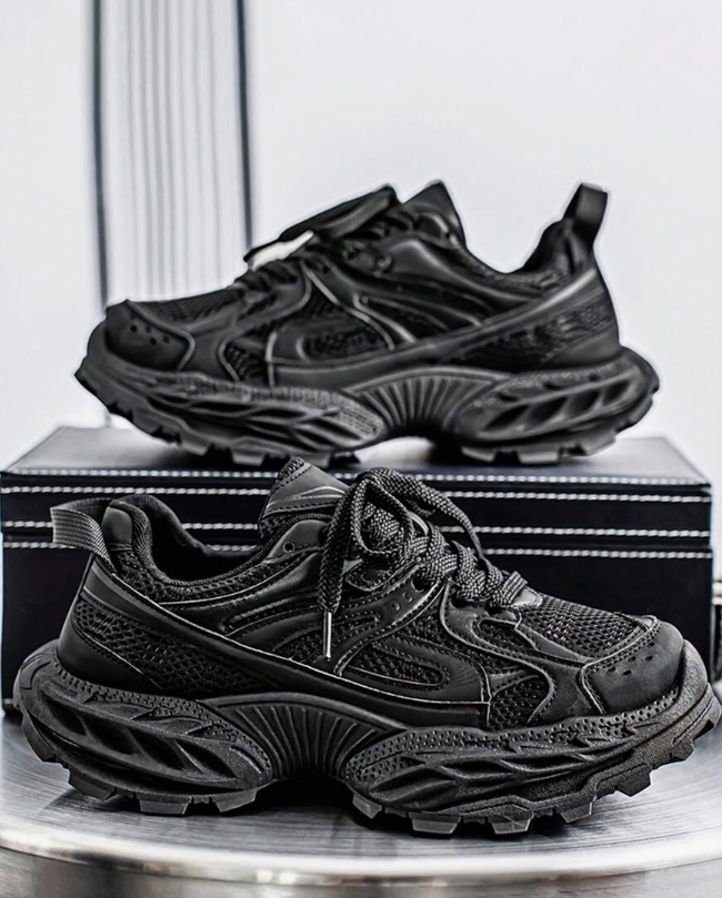 Men's Breathable New Style Mesh Thicker Sole Chunky Sneakers