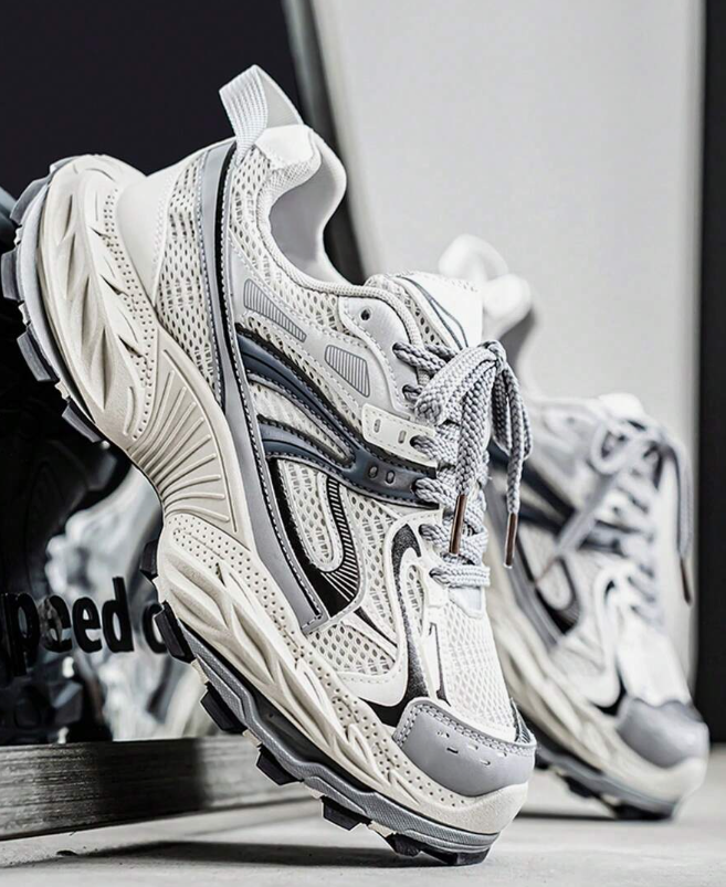 Men's Breathable New Style Mesh Thicker Sole Chunky Sneakers