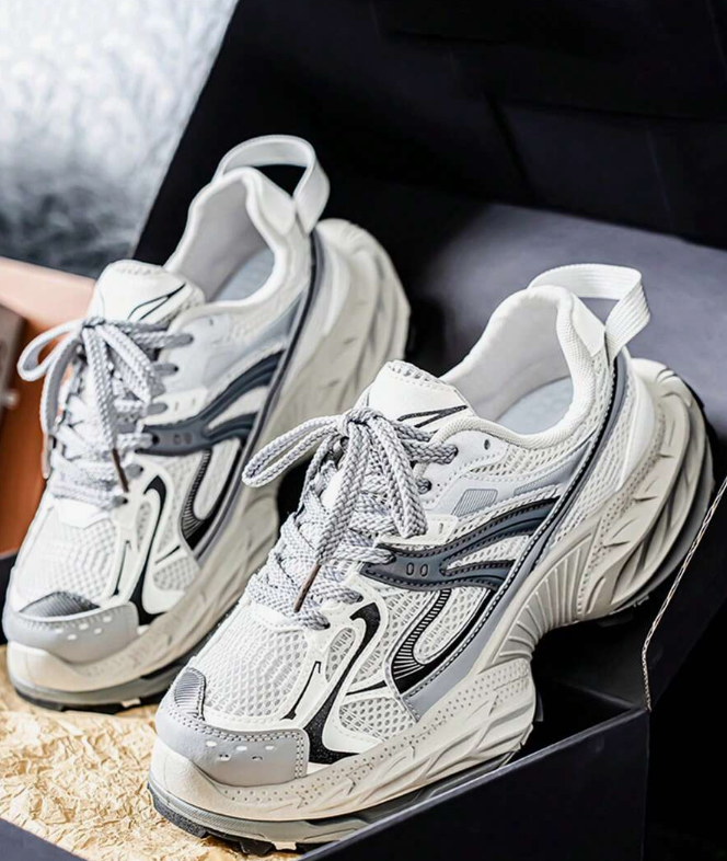 Men's Breathable New Style Mesh Thicker Sole Chunky Sneakers